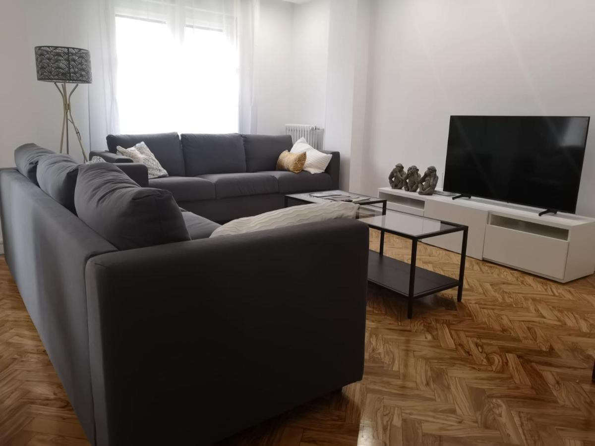 Lc Gran Via Apartment ซาราโกซา ภายนอก รูปภาพ